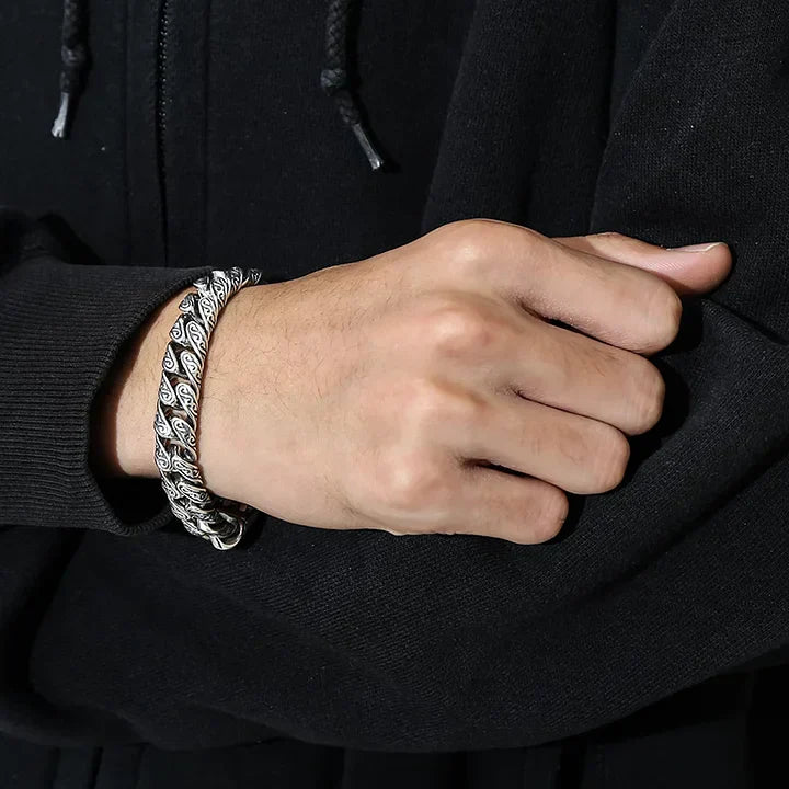 MotifLuxe - Silver Bracelet with Arabesque Clasp