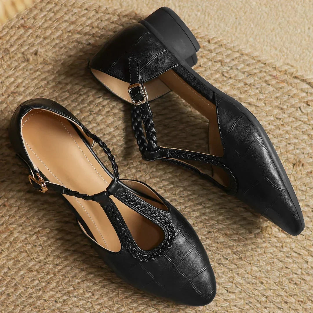 Arianne - Casual Sandals With Buckle