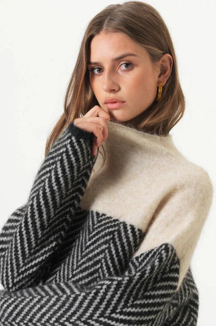 OLIVIA | Cozy turtleneck sweater