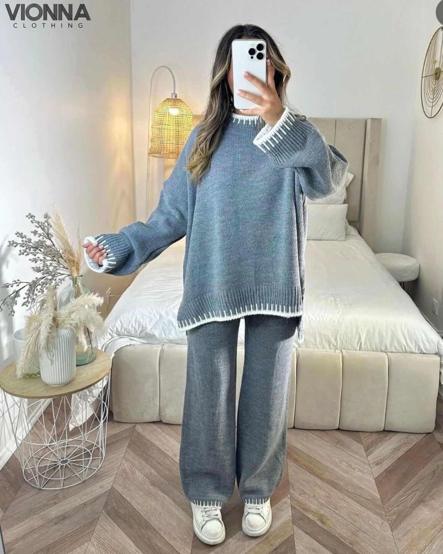 Charlotte - Pull en maille avec ensemble de salon