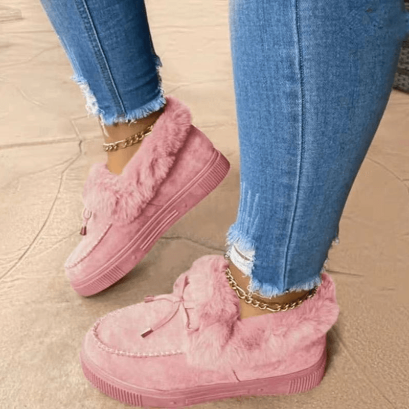 Esther Chaussons d’Hiver pour Femme – Toucher Suédine Doux avec Doublure Chaude en Fausse Fourrure & Semelle Antidérapante