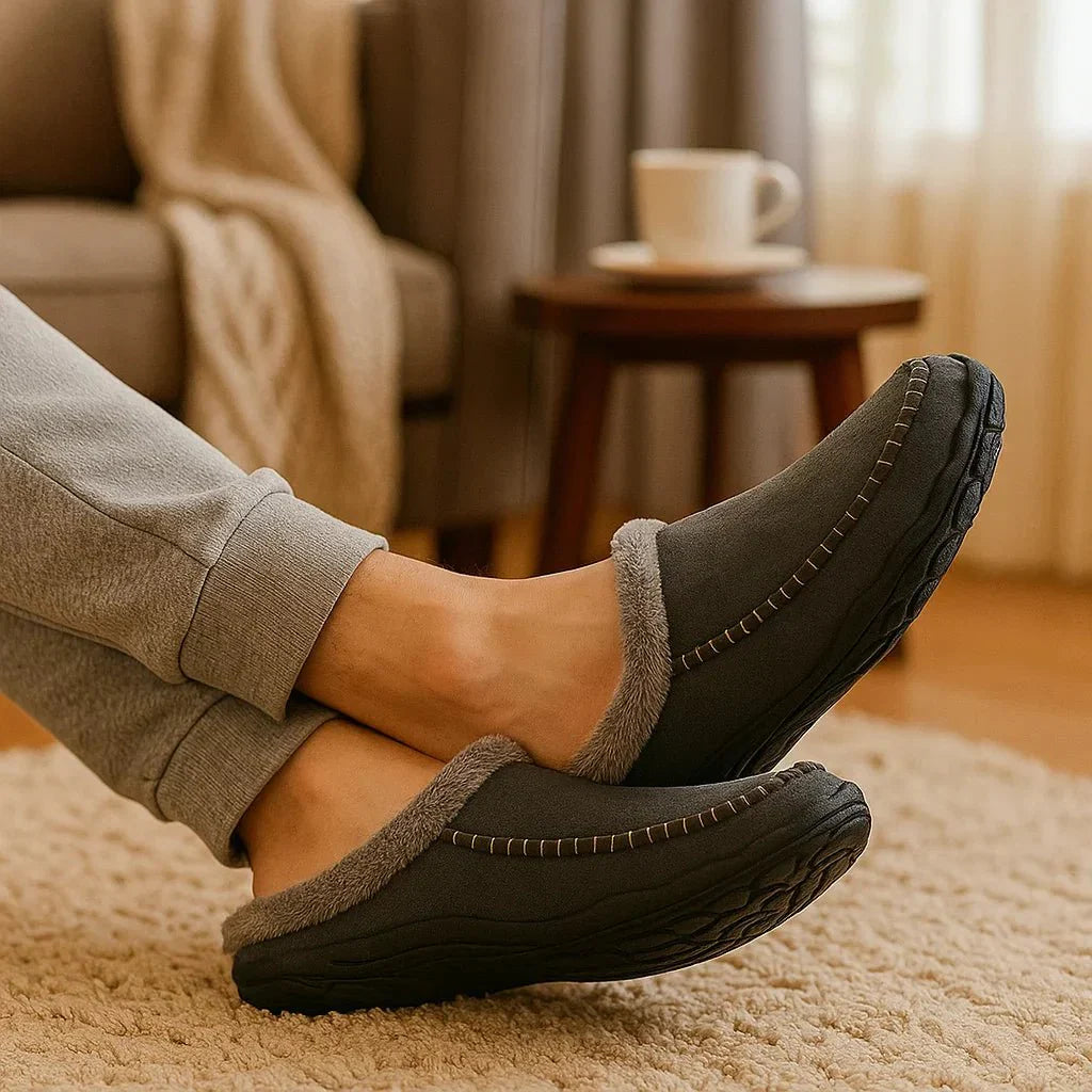 Men's Luxe Slippers - Warmth - Comfort - Plush Lining - Slip-On