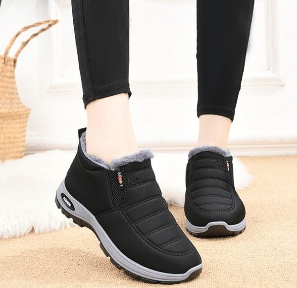 Warm Sheepskin-Lined Boots