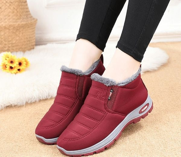 Warm Sheepskin-Lined Boots