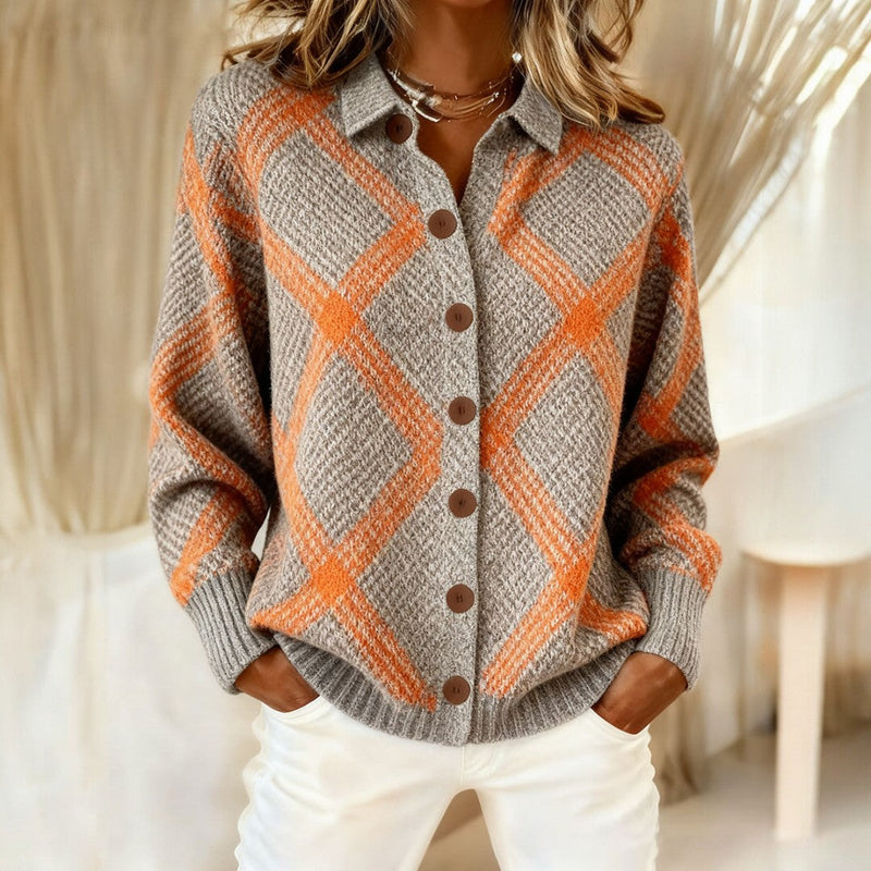 VIVIANA – Weicher Pullover mit modernem Karomuster