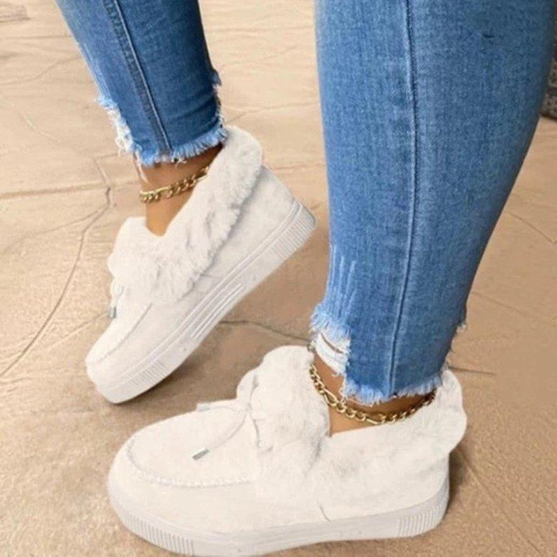 Esther Chaussons d’Hiver pour Femme – Toucher Suédine Doux avec Doublure Chaude en Fausse Fourrure & Semelle Antidérapante