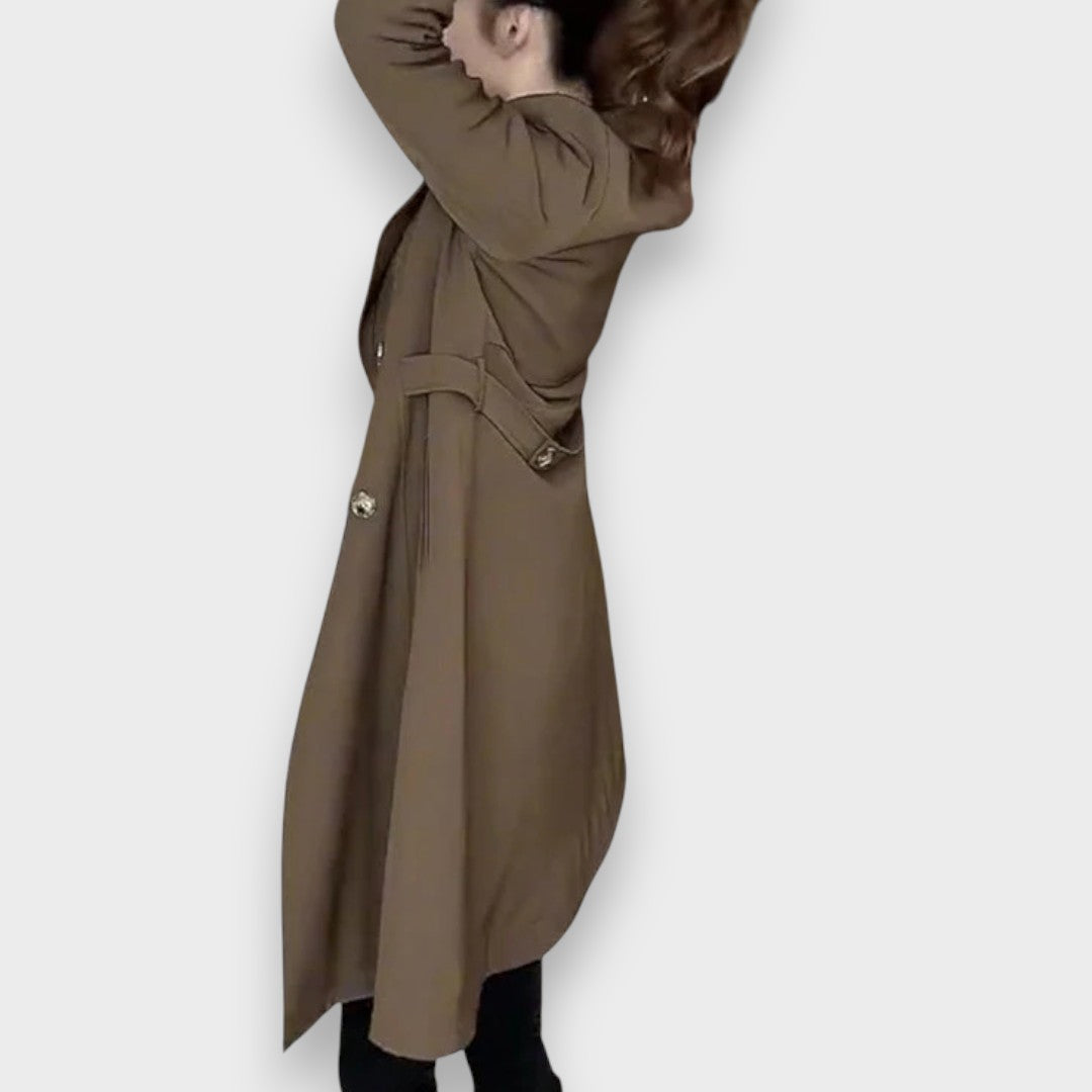 Berenika – Elegantní dvouřadý kabát s klopami