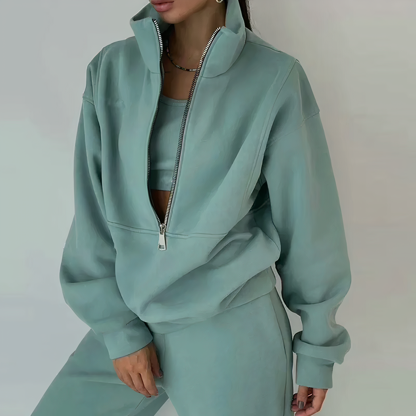Eva – Survêtement 2 pièces avec half-zip et joggers femme